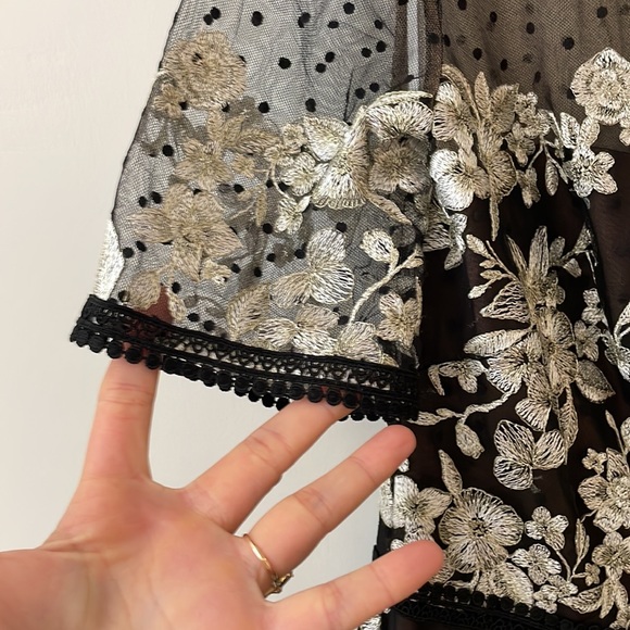 Marchesa cocktail dress size 6, worn once - in perfect condition. - Picture 4 of 12